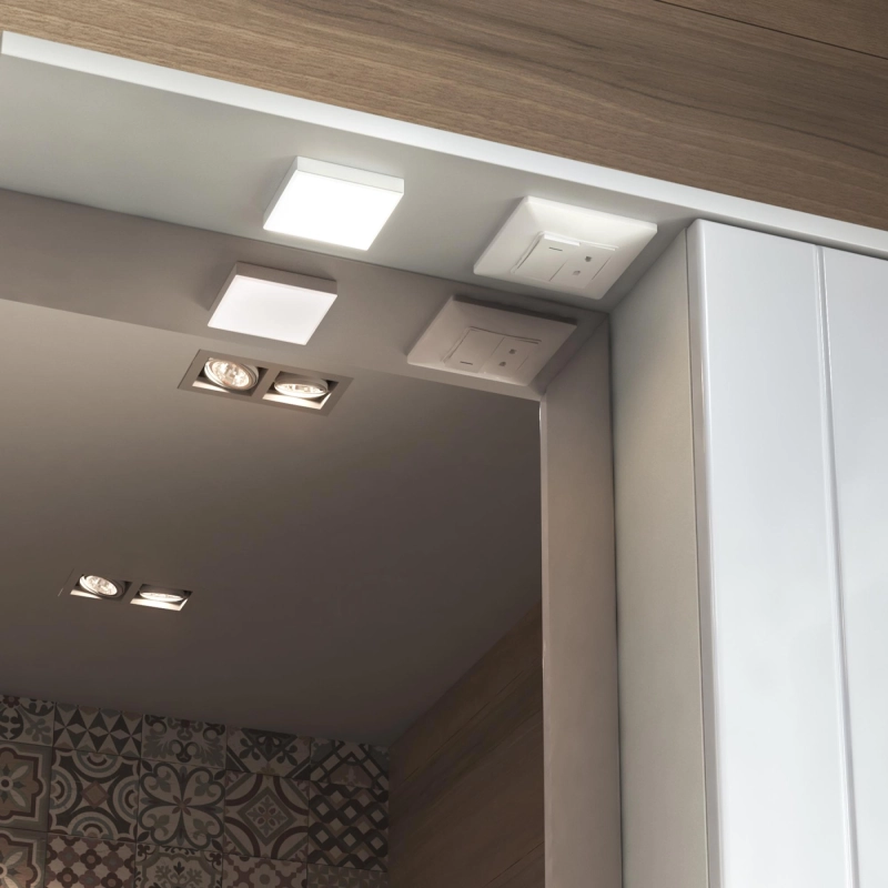 DIANA 70 Зеркало со шкафом прав с св