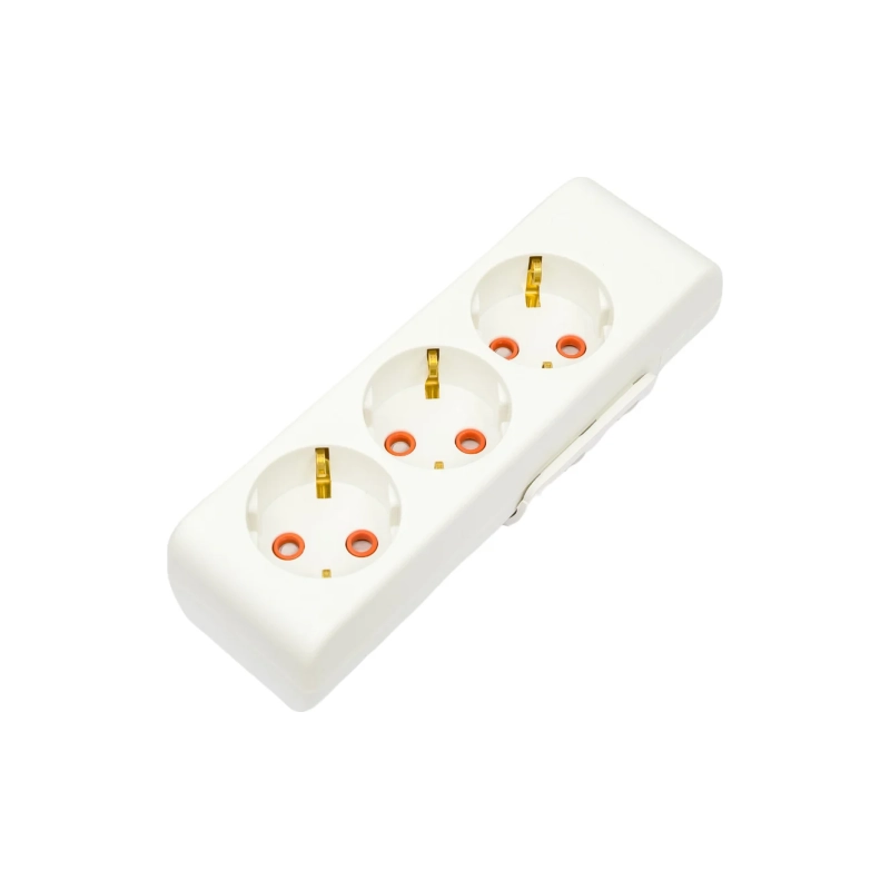 Колодка 3 гн. с/з с выкл. и шторками 16А 250В, RI-TECH